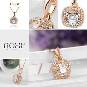 Roxi 18k gold plated rose gold square necklace